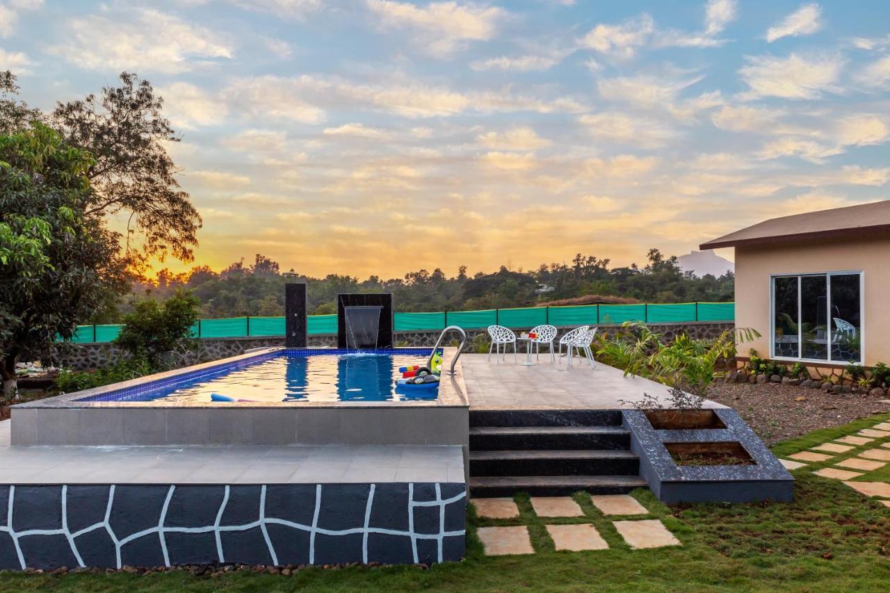 Saffronstays Apricus Farm, Karjat Kültér fotó
