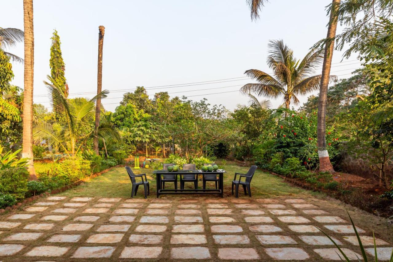 Saffronstays Apricus Farm, Karjat Kültér fotó