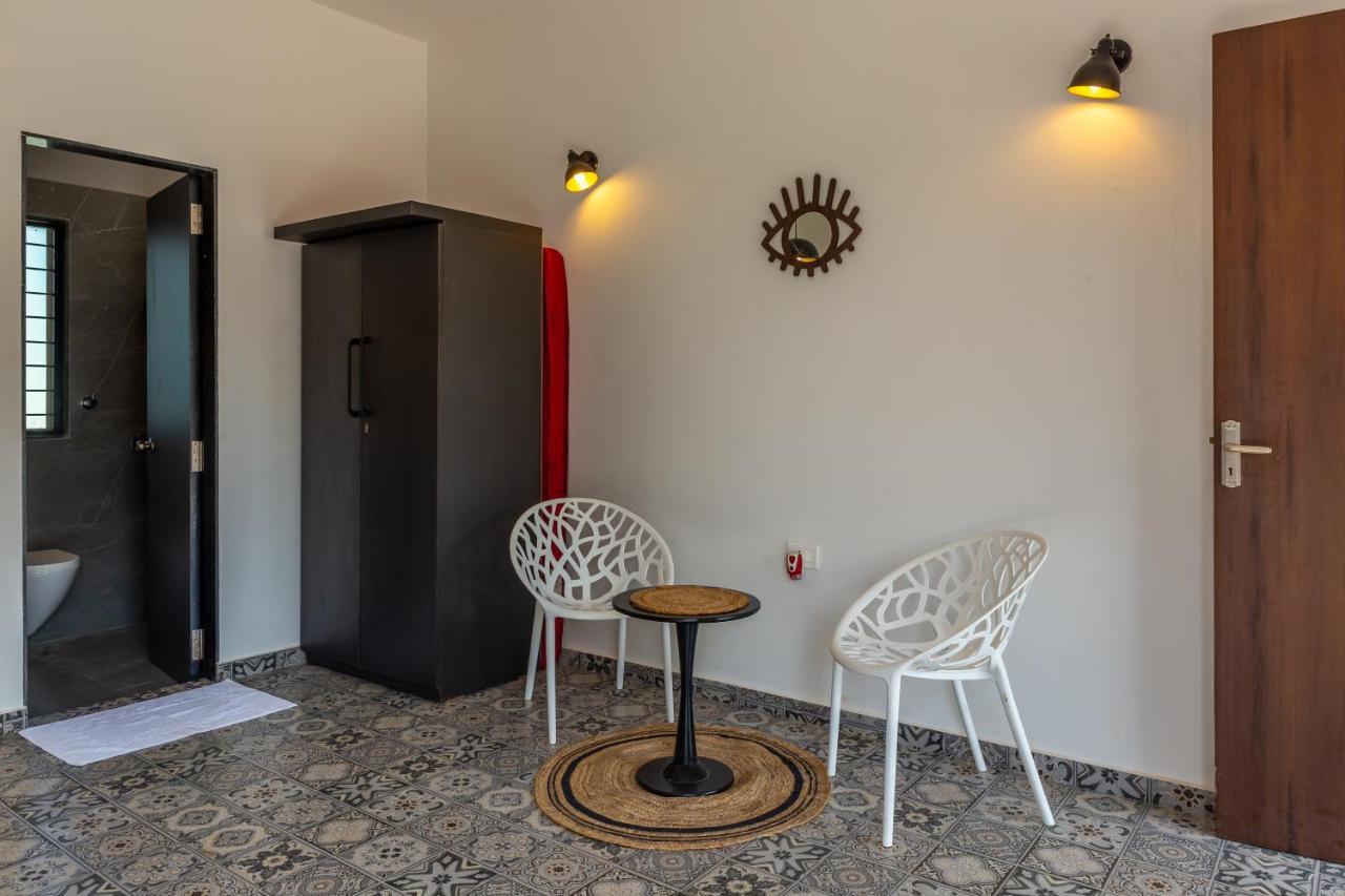 Saffronstays Apricus Farm, Karjat Kültér fotó