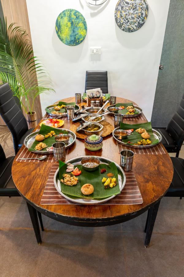 Saffronstays Apricus Farm, Karjat Kültér fotó